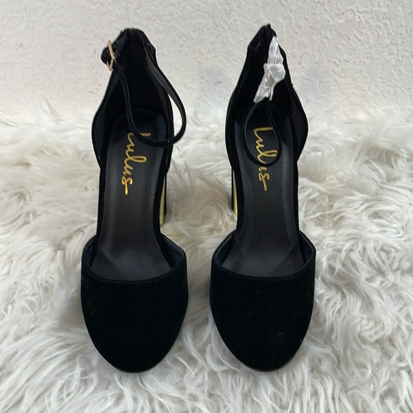 LULUS Laura Black & Gold Velvet Ankle Strap Chunky Heels Size 5 NEW - Picture 2 of 15